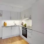 Stylish 2-br Retreat In Heart Of Vibrant * Bergen