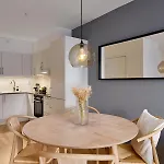 Stylish 2-br Retreat In Heart Of Vibrant Apartment Bergen