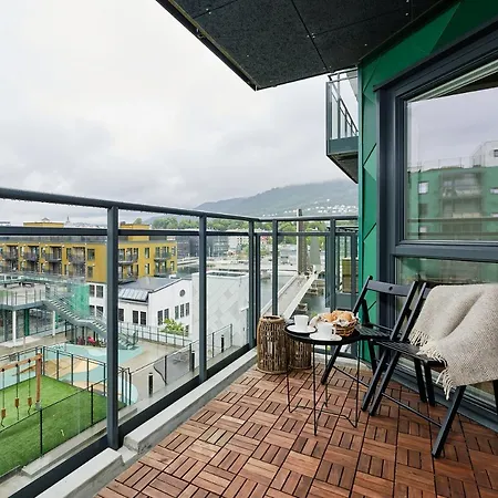 Stylish 2-br Retreat In Heart Of Vibrant * Μπέργκεν