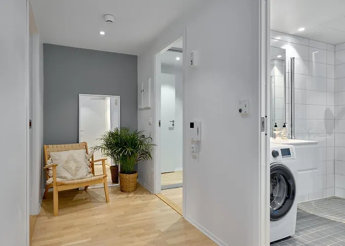 Stylish 2-br Retreat In Heart Of Vibrant * Μπέργκεν